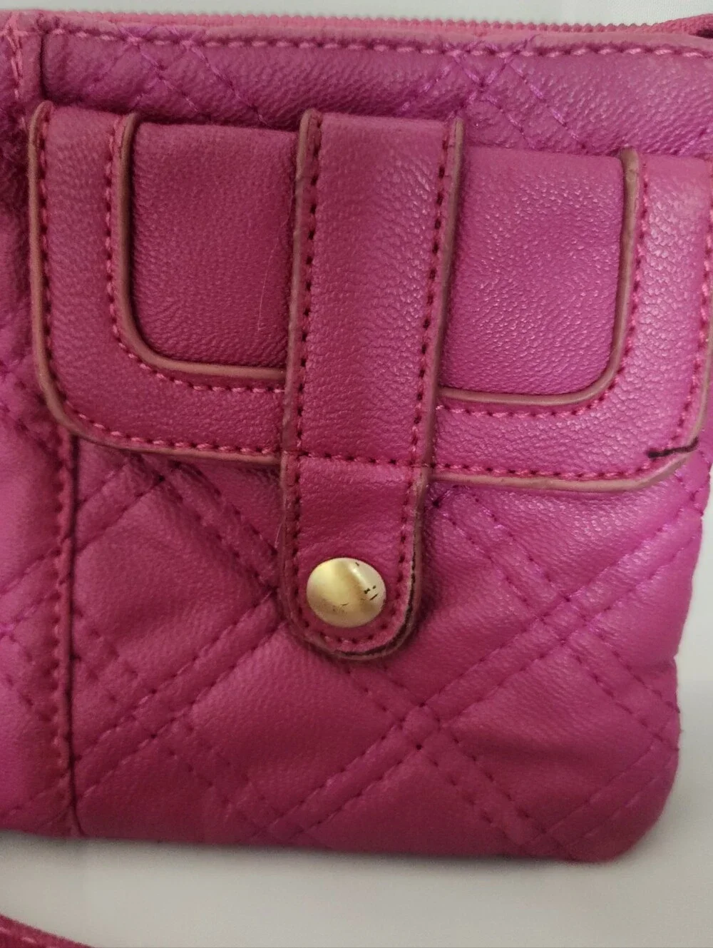 Marc Jacobs Quilted Crossbody Bag in Hot Pink Greay Shape!!
